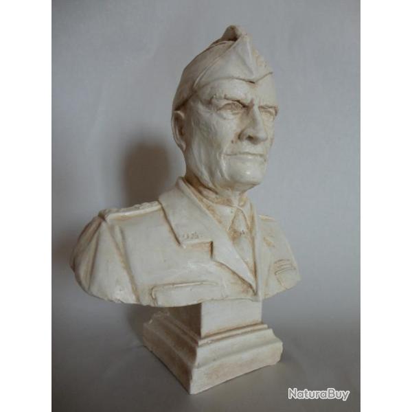 Buste de Einshower ton pierre