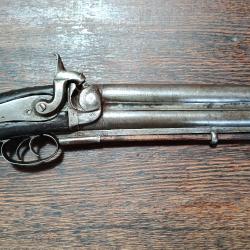 Fort pistolet &agrave; percussion - Double canons superpos&eacute;s - Officier vers 1850 - EM