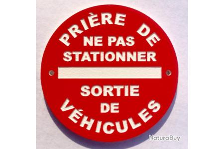 Panneau Stationnement interdit sous peine enlèvement