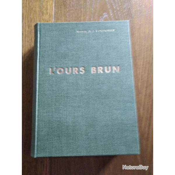 livre  l'Ours brun 1954 de Mr Couturier 209 photos  32 cartes 43 tableaux  Trs bon tat