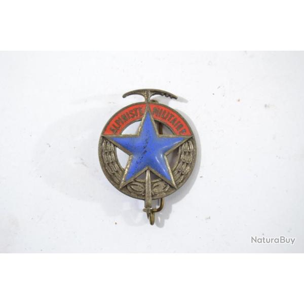 Insigne Brevet Alpiniste Militaire, toile et piolet, mail roueg et bleu, ANDOR dos grenu