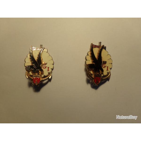 2 insignes   para BPCS 1e & 7e