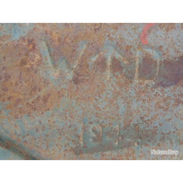 jerrycan britanique anglais  GB   ww2  1944 d'origine non perc�