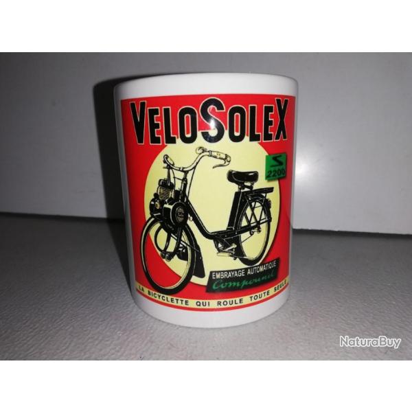 VENDU TASSE