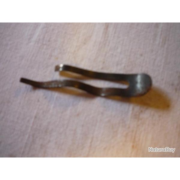 ressort arriere de pistolet MAB C