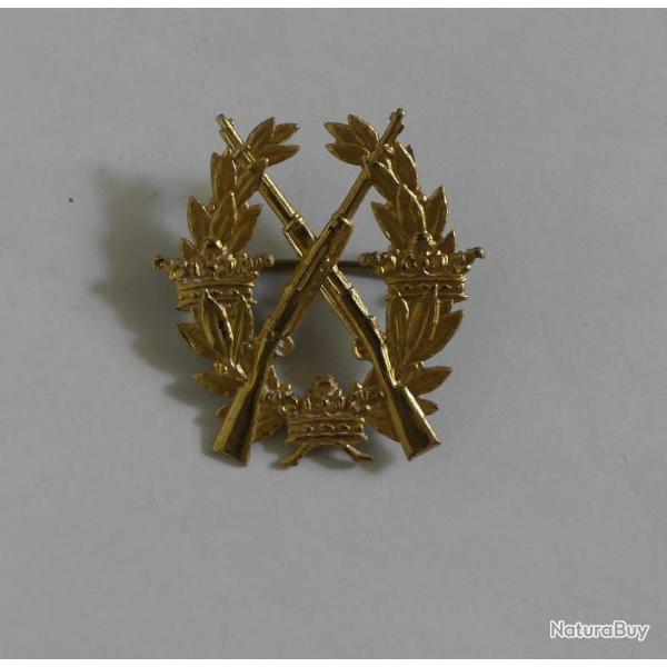 BROCHE SUEDOISE RECOMPENSE OR DE TIR MILITAIRE