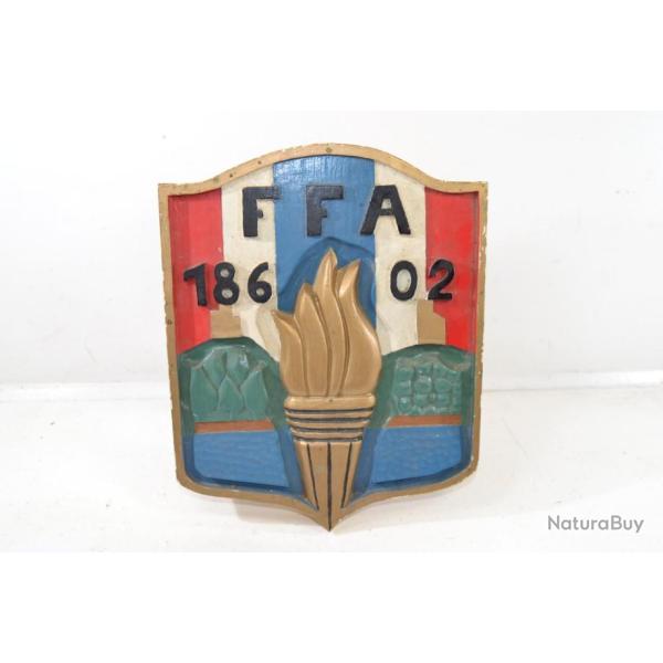 Plaque murale  identifier FFA 186 02, Forces Franaises en Allemagne ? Civil ou Militaire ? insigne