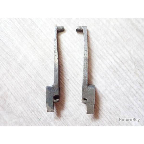 Pi�ces d�tach�es pour fusil, pistolet, revolver ancien. Gachettes, bielettes ??