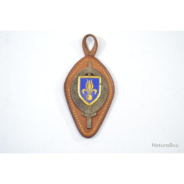 Insigne Ecole d?Application d?Infanterie, EAI,  AUVOURS, Drago deux bol�ros ajour�, dos lisse relief