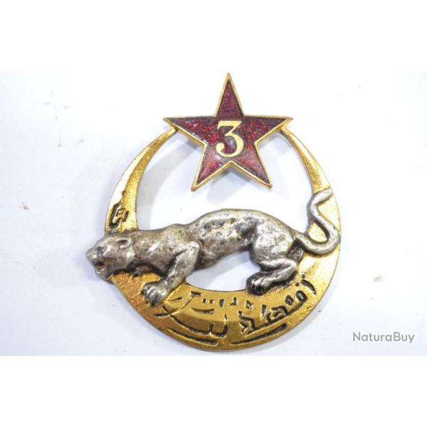 Insigne  3 3e R�giment de Spahis Alg�riens, Drago relief, 45 mm, 2 pattes, attache cass�e