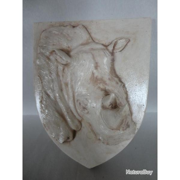 Blason t�te de Rhinoc�ros finition pierre avec accroche