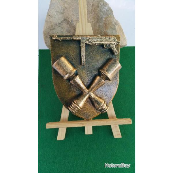 Blason Stielhandgranate 24 + MP 40  ( Fabrication artisanale )