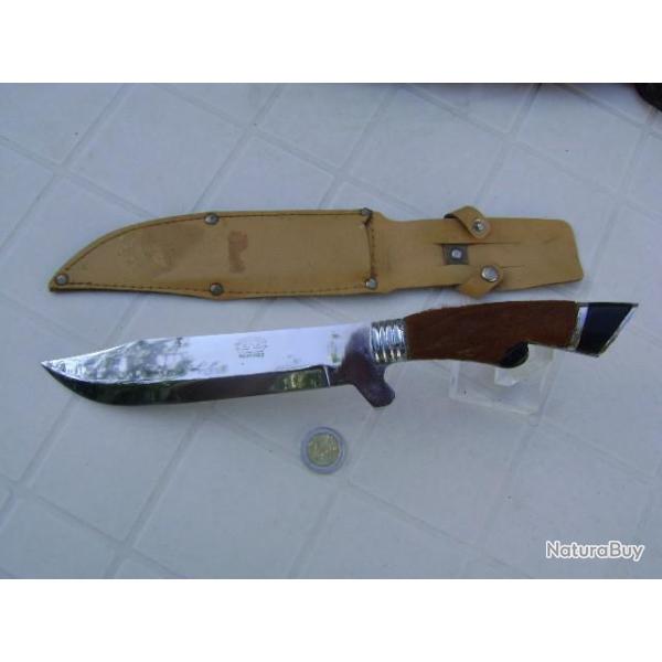 BEAU POIGNARD ROBUSTE ACIER ET POIGNE biche MARTINEZ Y GASCON