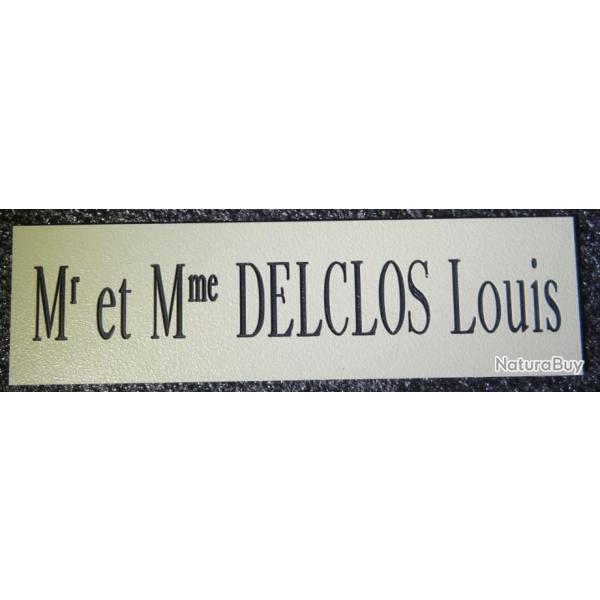 Plaque pour vos boites-aux-lettres r�f:34404/Amande-Noir/1Ligne/110x32mm.