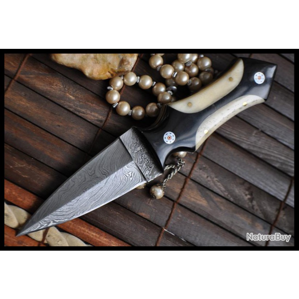 Couteau De Chasse Sur Mesure Damas Avec Un Os Naturel En Anse (3)