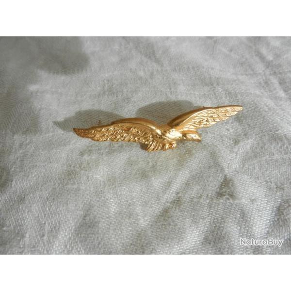 Insigne militaire fran�ais �pervier aviation charognard dor�