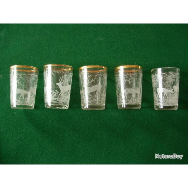 VERRES � liqueur ANCIENS