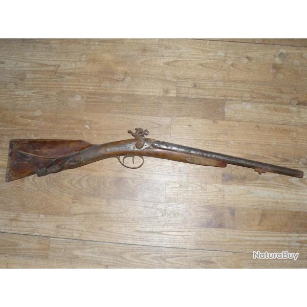 FUSIL A CANON COURT