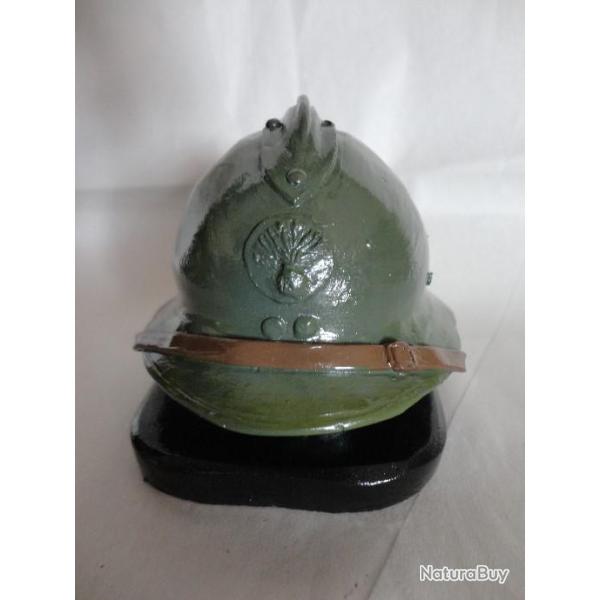 Presse papier casque Adrian mod�le 26