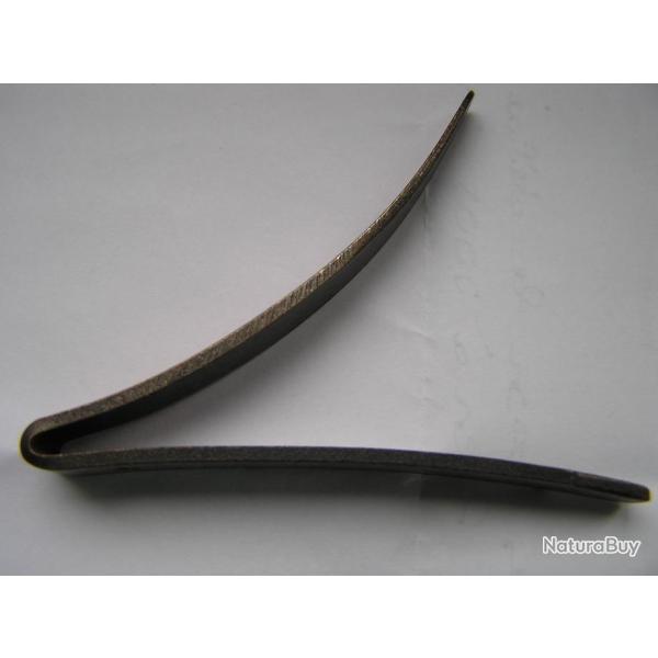 RESSORT PISTOLET A TAUPES double lames