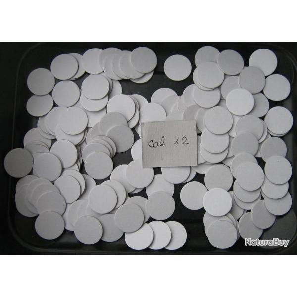 100  Cartons  blancs  de  calibre  12  �paisseur  de  1 mm .