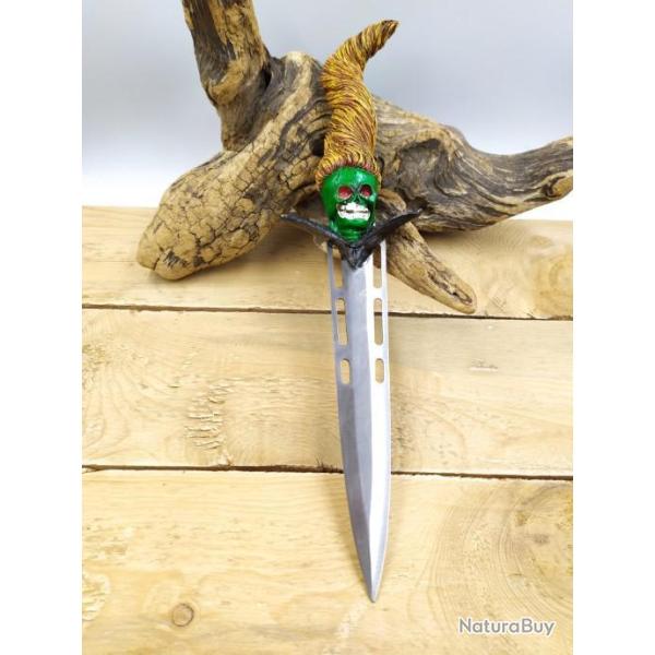 STATUETTE  DAGUE  SQUELETTE AVEC COUTEAU CACH�
