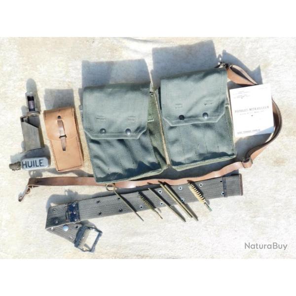 JOLI  LOT P.M. MAT 49 + ACCESSOIRES + PORTE CHARGEURS + BTB + ECOUVILLONS + CEINTURON ... etc ...