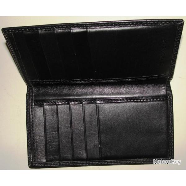 Porte-cartes porte- documents  en cuir de chez Francinel