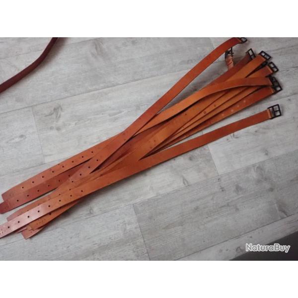 1984 Ceinturon, ceinture en cuir, pour �tui pistolet Suisse ou baionnette Rubin Schmidt. 100 cm