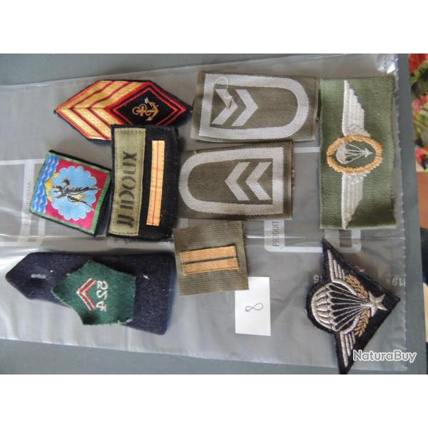 ecusson en lot different n 8