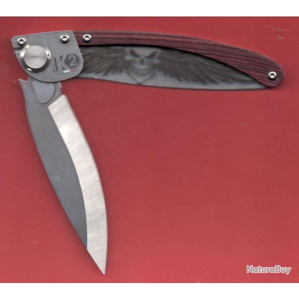 K2 03 D�cor Manche  TETE DE MORT AIL�E   Bois de VIOLETTE