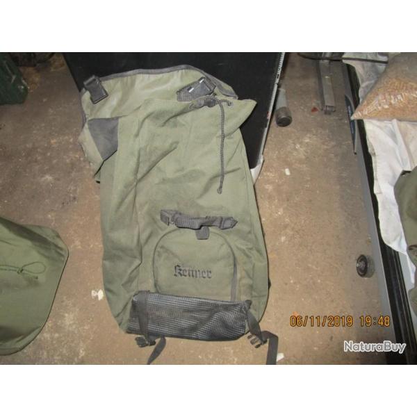 tr�s grand sac � dos super qualit� KETTNER QUASI NEUF