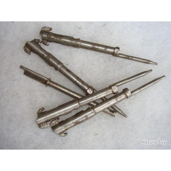 LOT DE 4 PERCUTEURs 22 ANCIEN