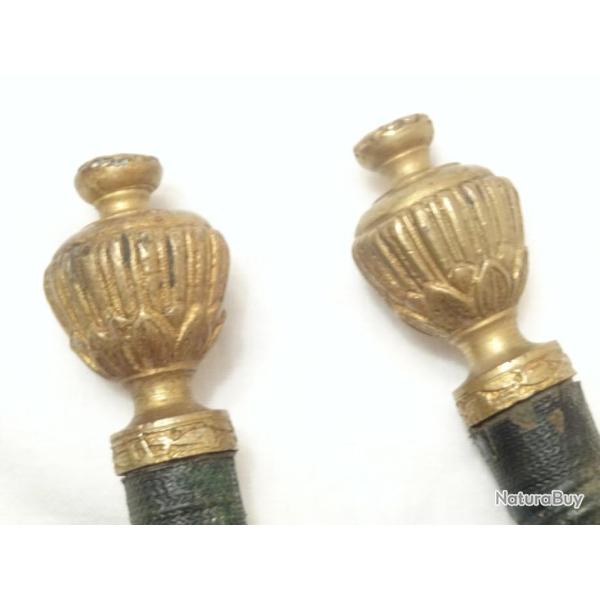 magnifiques  paire d'�p�es d'escrime de pr�sent , offertes comme  prix de tir attribu�es en 1895