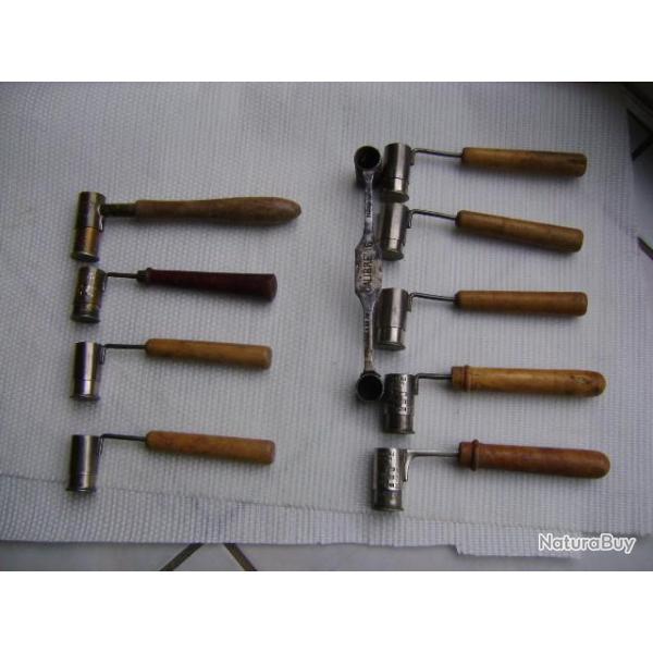 sympathique LOT DE 10 DOSETTES A    PN  ET PLOMB