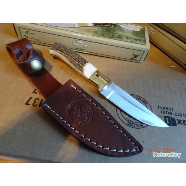 Couteau Frost Cutlery Whitetail Stag Manche Bois de Cerf Lame Acier Inox Etui Cuir FWT057