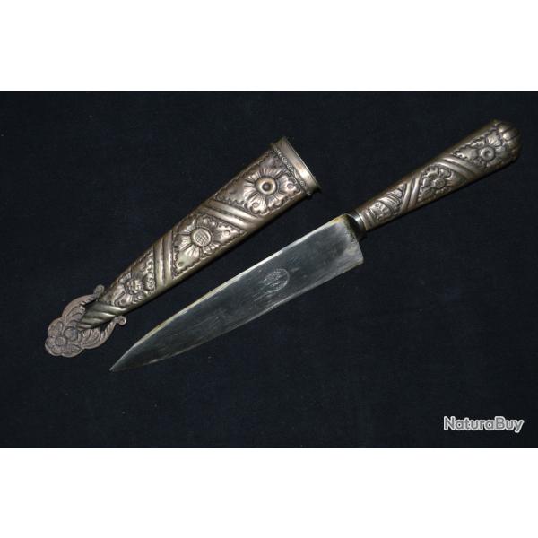 SUPERBE COUTEAU ARGENTIN DE GAUCHO-LAME MARQUEE INDUSTRIA JU-CA TANDIL-ARGENTINA