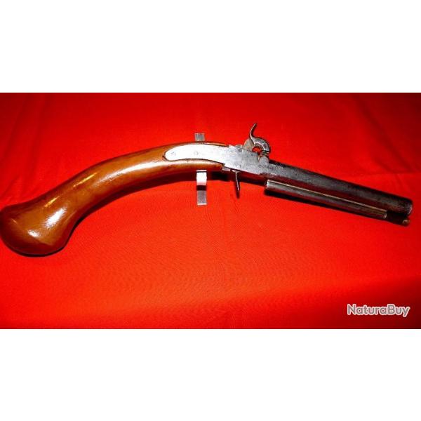 Pistolet  tr�s rare �  percussion fn XVIII ou d�but XIX -�me