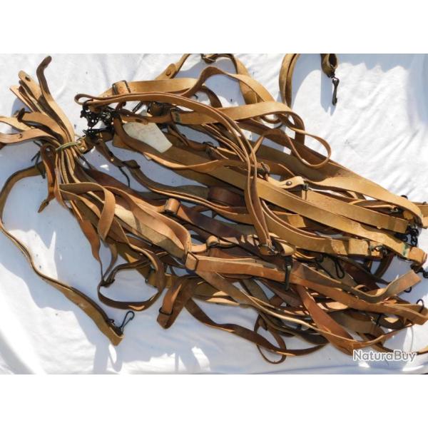 LIQUIDATION : LOT 30 - TRENTE BRETELLES P.M. PISTOLET MITRAILLEUR MAT 49 #.2