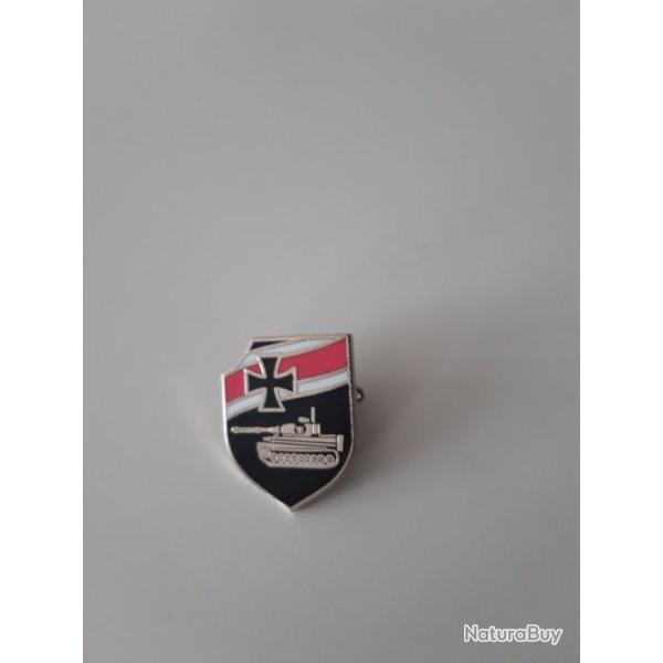 INSIGNE METAL CHAR TIGRE