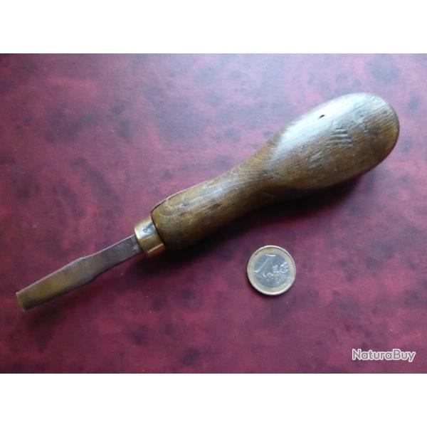 coffret arme ancienne ,jolie petit tournevis manche bois de 18 cm panne 9,5 mm