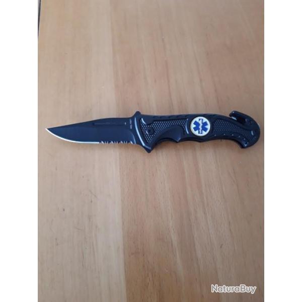 COUTEAU DE POCHE TYPE "RESCUE"