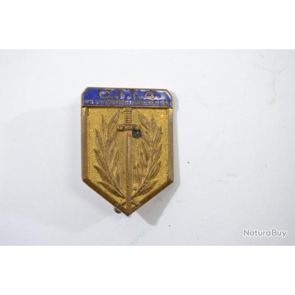 Insigne  Centre Instruction d'Infanterie 4, CII4, Arthus Bertrand, �mail, marquage en V sur 2 lignes