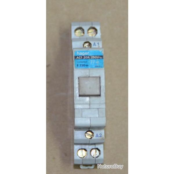 Contacteur 20A hager