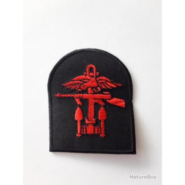 INSIGNE TISSU "OPERATIONS COMBINE" ARME A GAUCHE