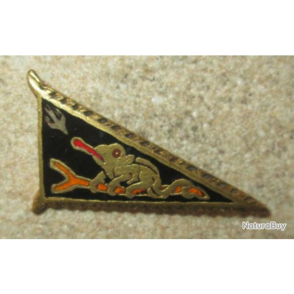 Escadron d'Engins 04 - 520, STETTEN, �mail, listel lisse, 19 mm(ANC)