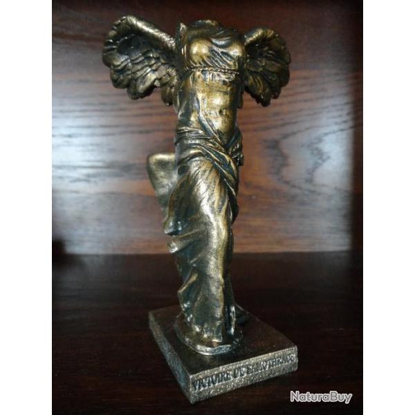 statue Victoire de Samothrace