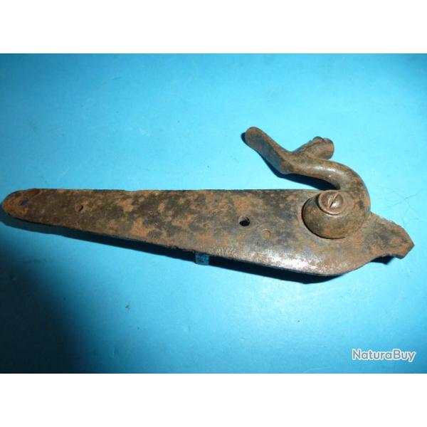 PLATINE ?   LONGUEUR 126 mm AVEC CHIEN et m�canisme