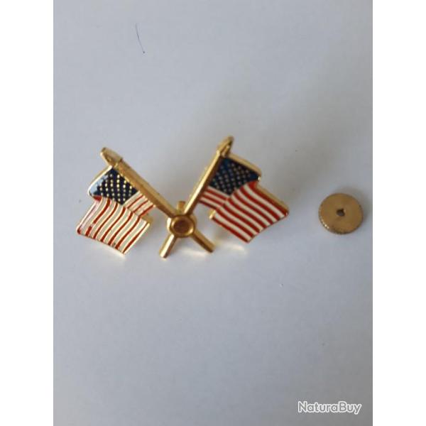 INSIGNE METAL DRAPEAU US DOUBLE.