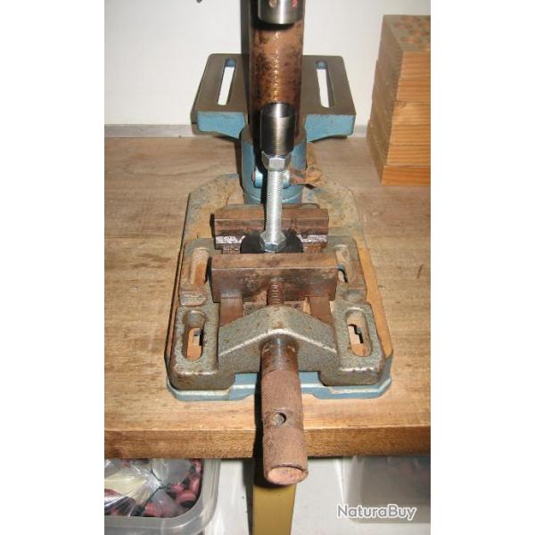 Kit r�glable pour perceuse � colonne pour cartouches tous calibres de 65 � 89 mm